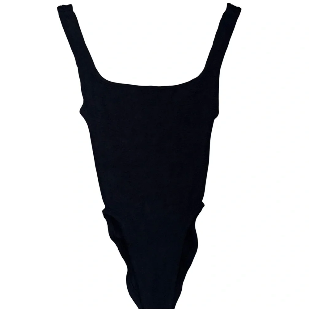 HUNZA G 🖤 Square Neck One Piece